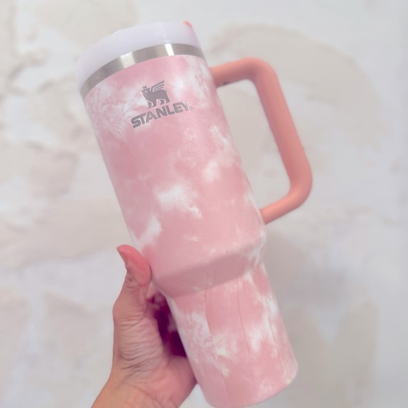 Stanley Other - Stanley 40oz Stainless Steel H2.0 FlowState Quencher Tumbler - Peach Tie Dye